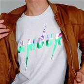 Tee shirt - AMOUR - Métallic Green, Rainbow